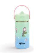 Cheeki 400ml mermaid-themed kids water bottle in green with a blue straw lid and soft carry handle.