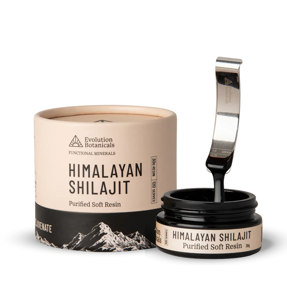 Step-by-step guide showing how to scoop, dissolve in warm water, and drink Himalayan Shilajit resin.